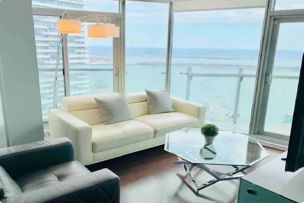 شقة York Suites تورونتو كندا