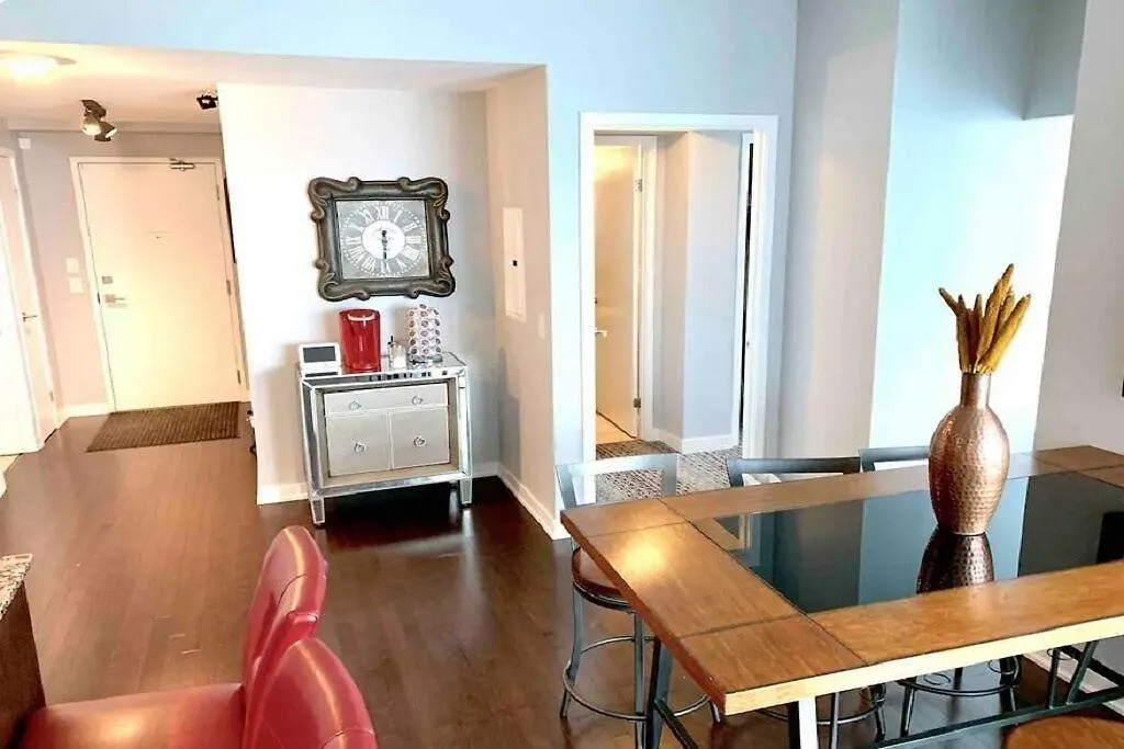 York Suites تورونتو 0*,  كندا