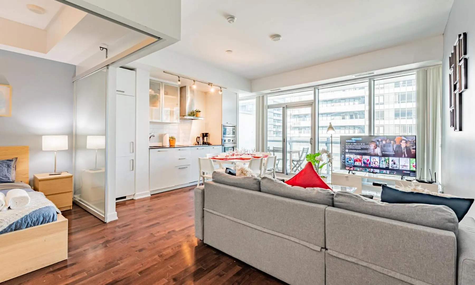 York Suites トロント カナダ